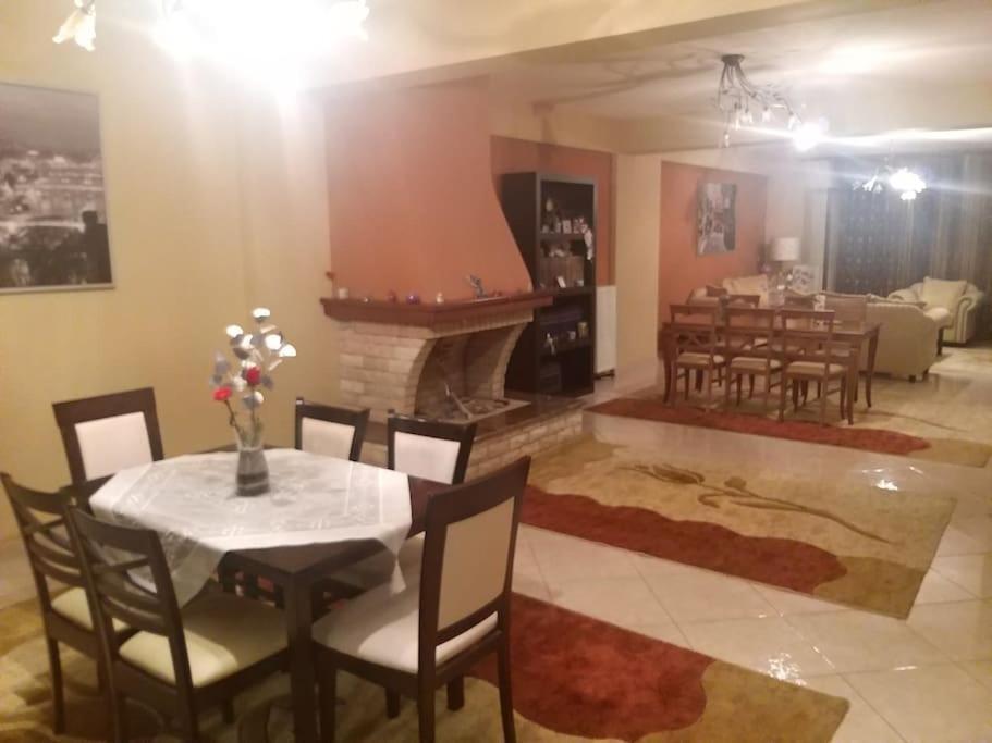 Ferienwohnung Όμορφο Διαμερισμα Με Δυο Κρεβατοκάμαρες Delphi Exterior foto